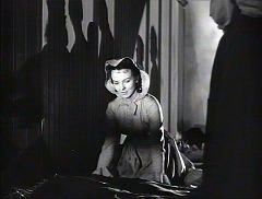 『恐怖の精神病院』 1946　約1時間0分：病棟の広間、蝟集する影