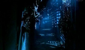 『ヘルレイザー４』 1992　約54分：1996年、ニューヨークのビル、異界の廊下